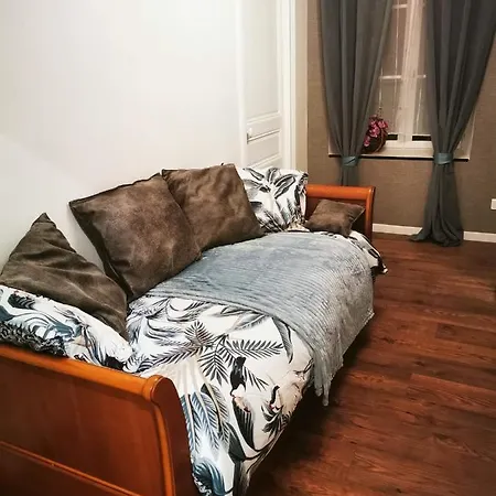 Le 2 Bis Appartement Langres Buitenkant foto